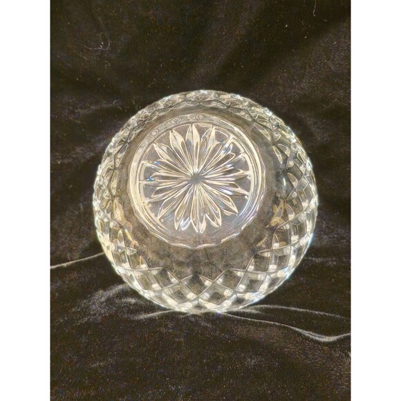 Lenox Collections Crystal Diamond 5 inch Bowl - Picture 7 of 8